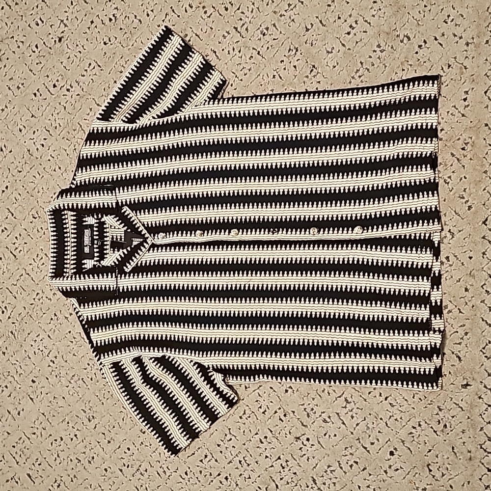 NWT San Francisco Work Shirt - Button- Down Black White Striped - Size Medium